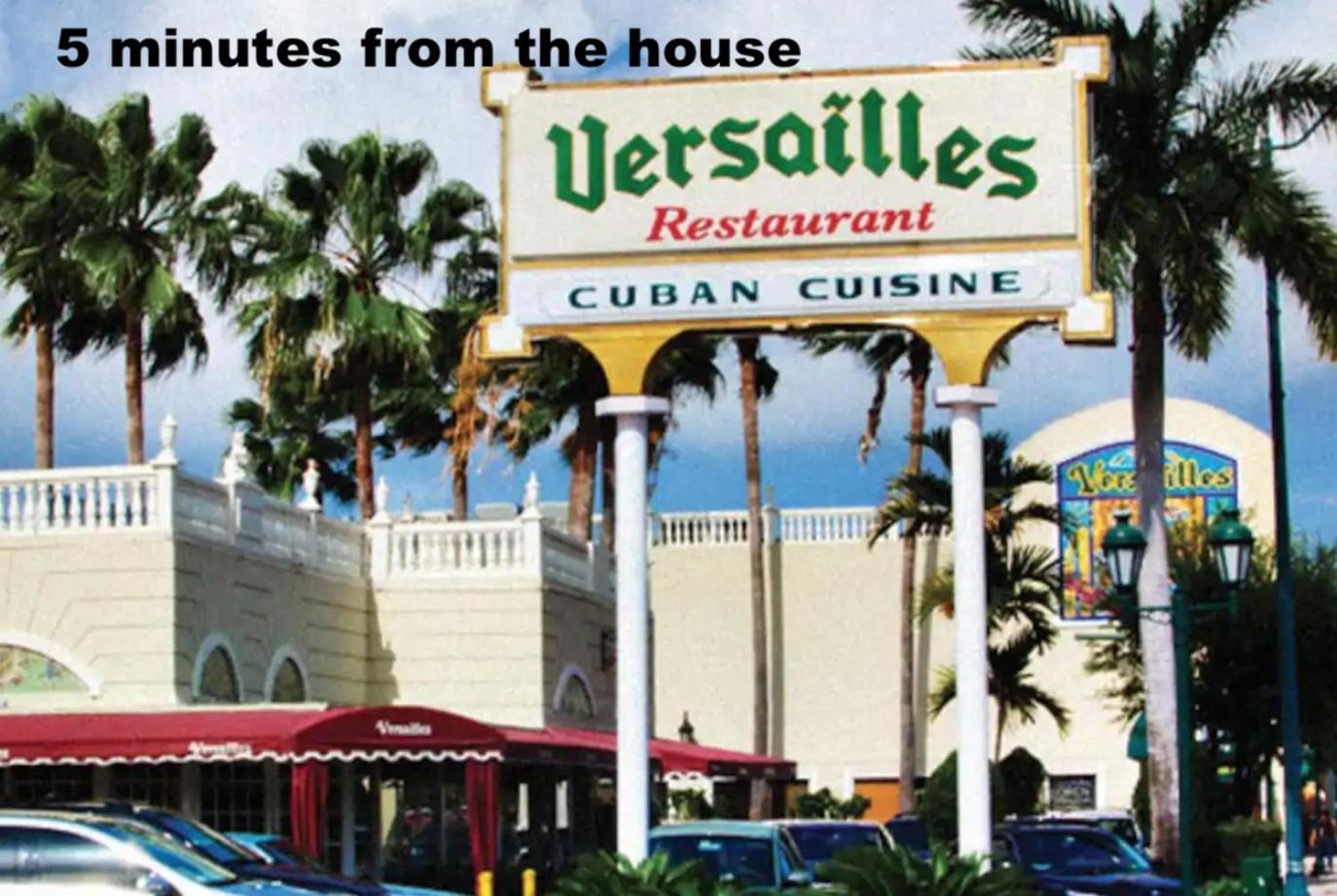 B1 Best Value On Private Bedroom With Private Bathroom In Little Havana, Miami Bagian luar foto