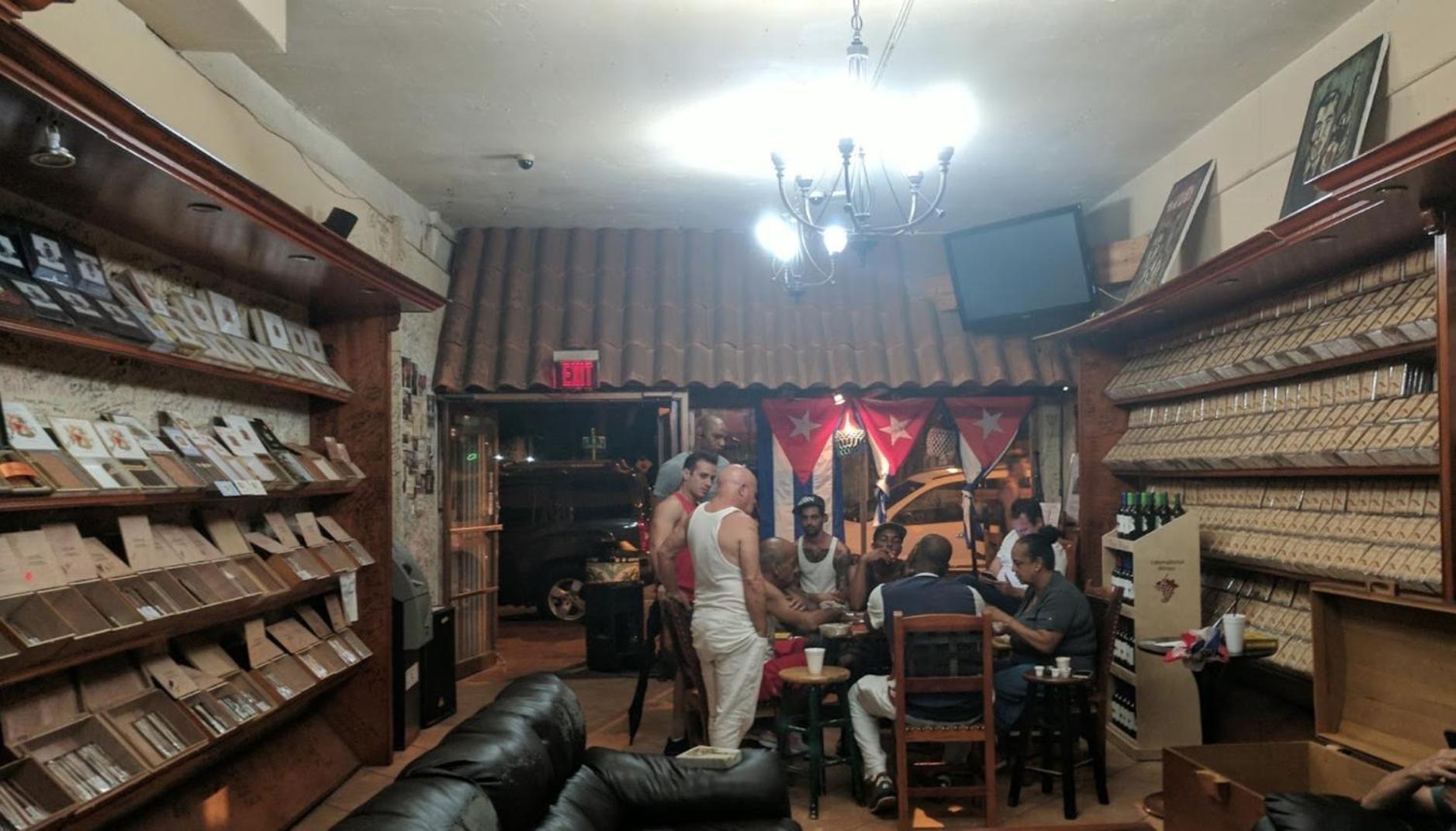 B1 Best Value On Private Bedroom With Private Bathroom In Little Havana, Miami Bagian luar foto